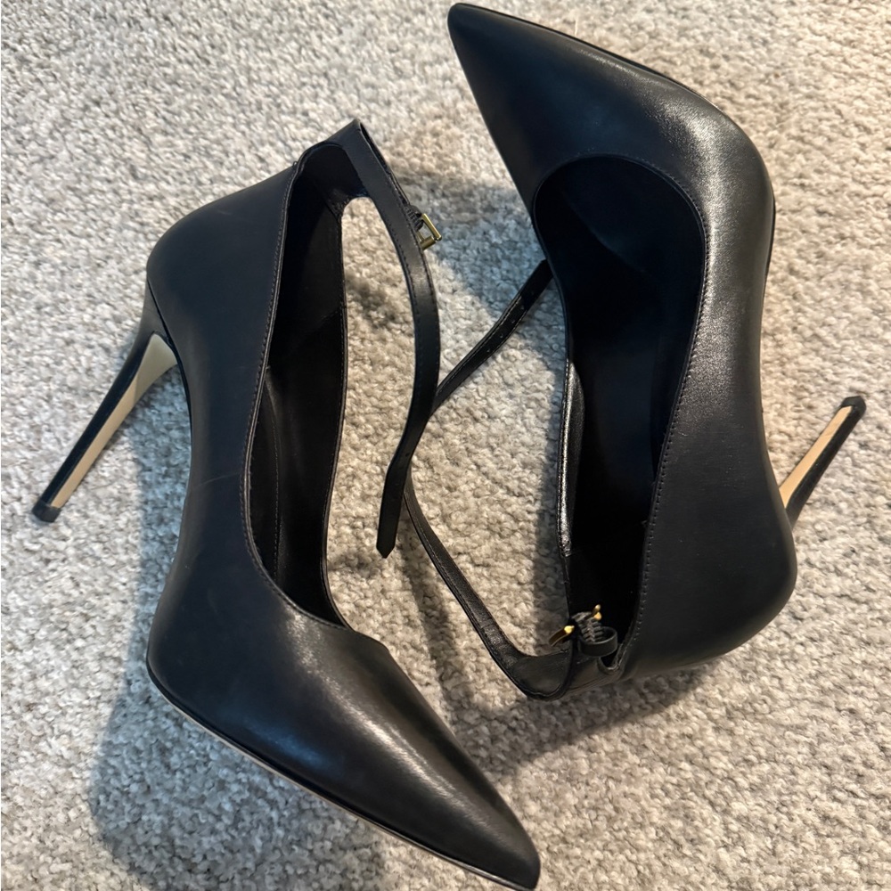 MK heels
